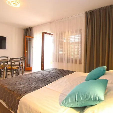Rajka 2277 Apartment