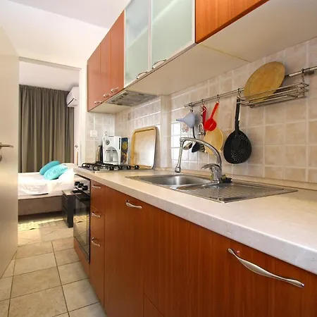 Rajka 2277 Premantura